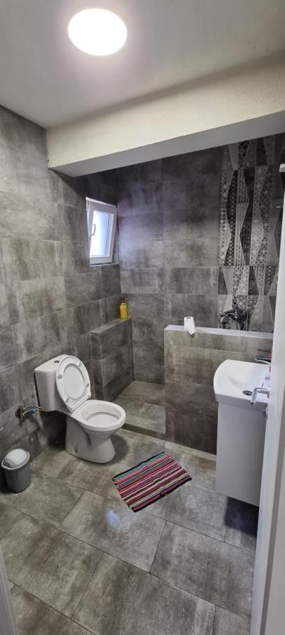Bora Hotell Peja Exteriör bild