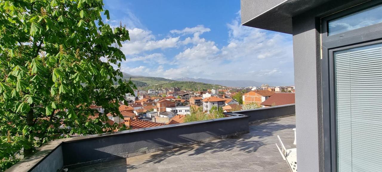 Bora Hotell Peja Exteriör bild